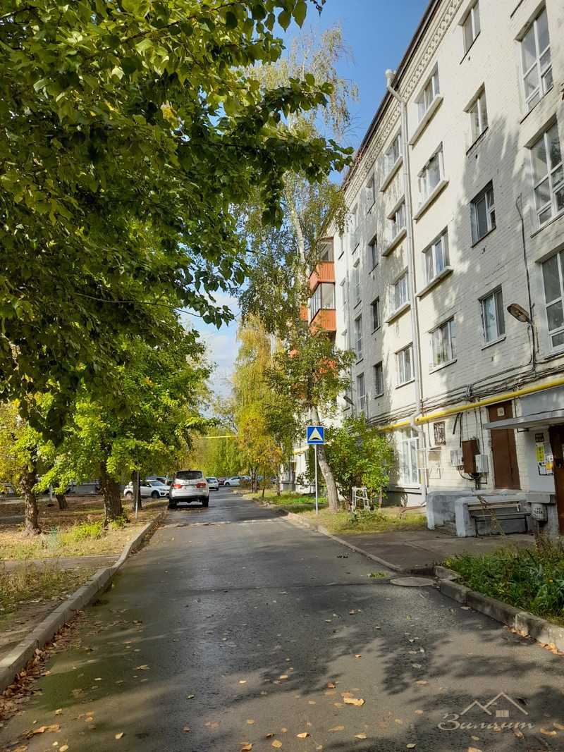 Продажа 2-комнатной квартиры, Казань, Декабристов,  205
